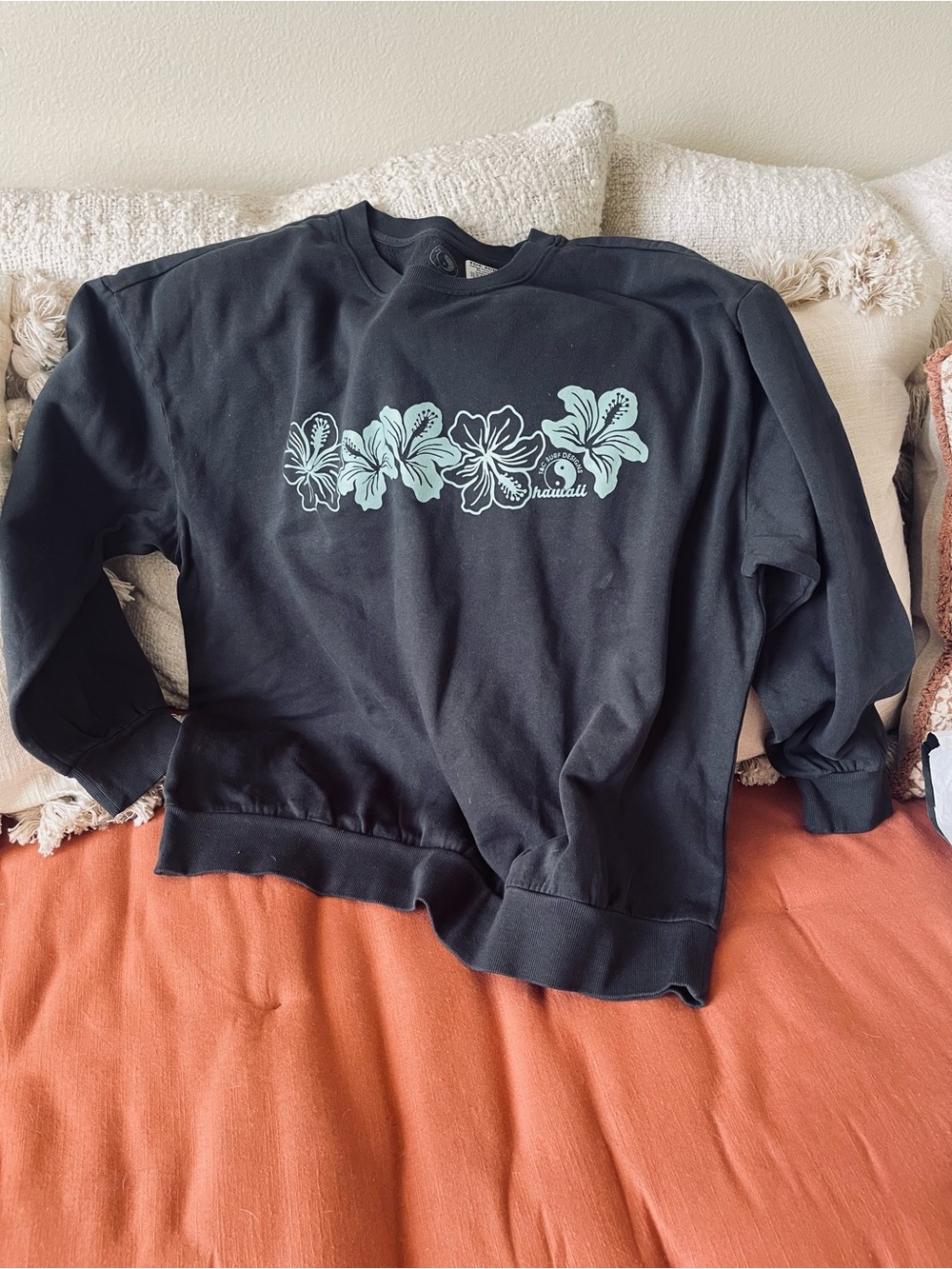 T&C SURF DESIGNS Dark Gray Crewneck Sweatshirt with Mint Floral Print -